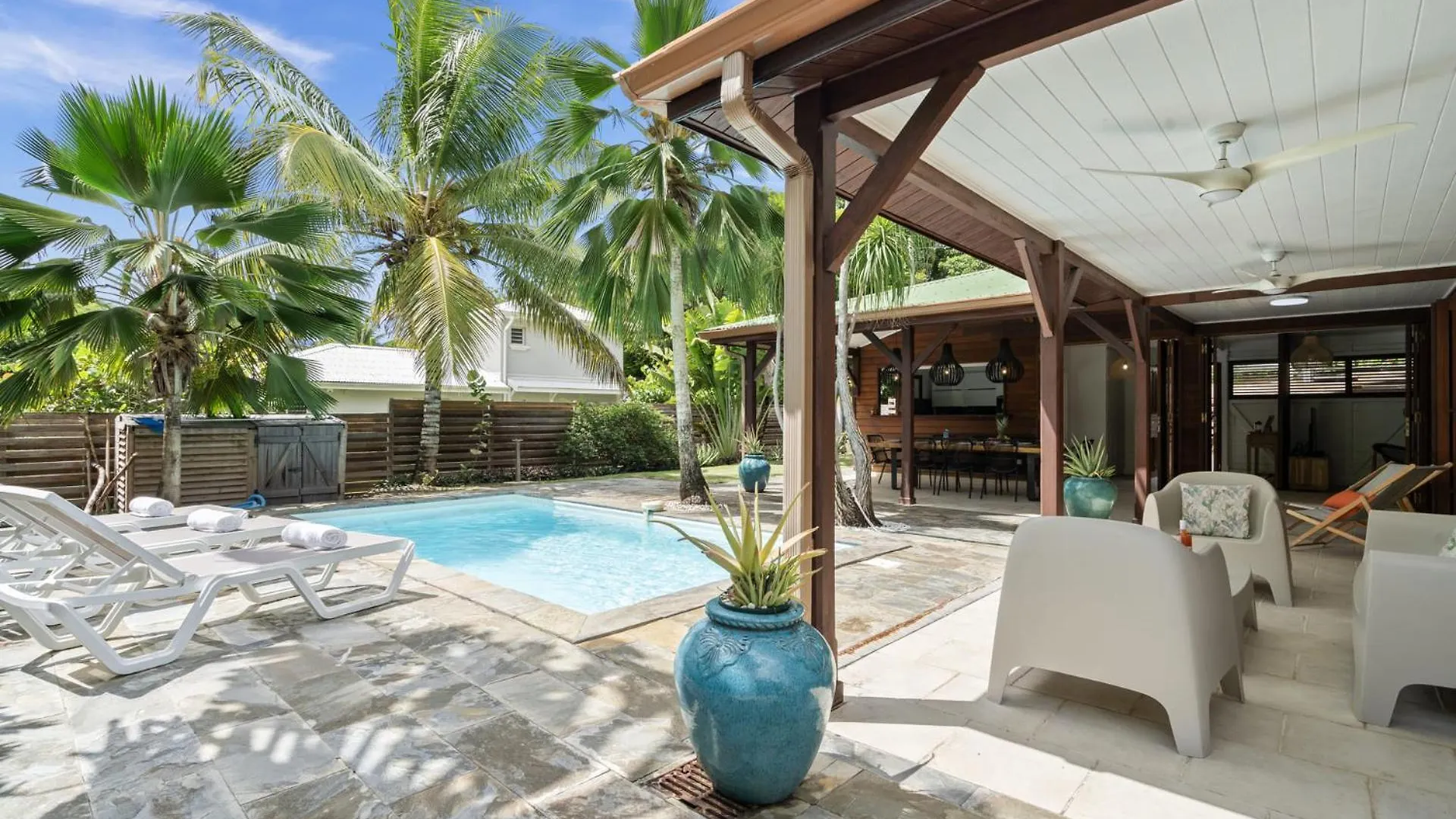 Villa Madera Le Diamant Martinique